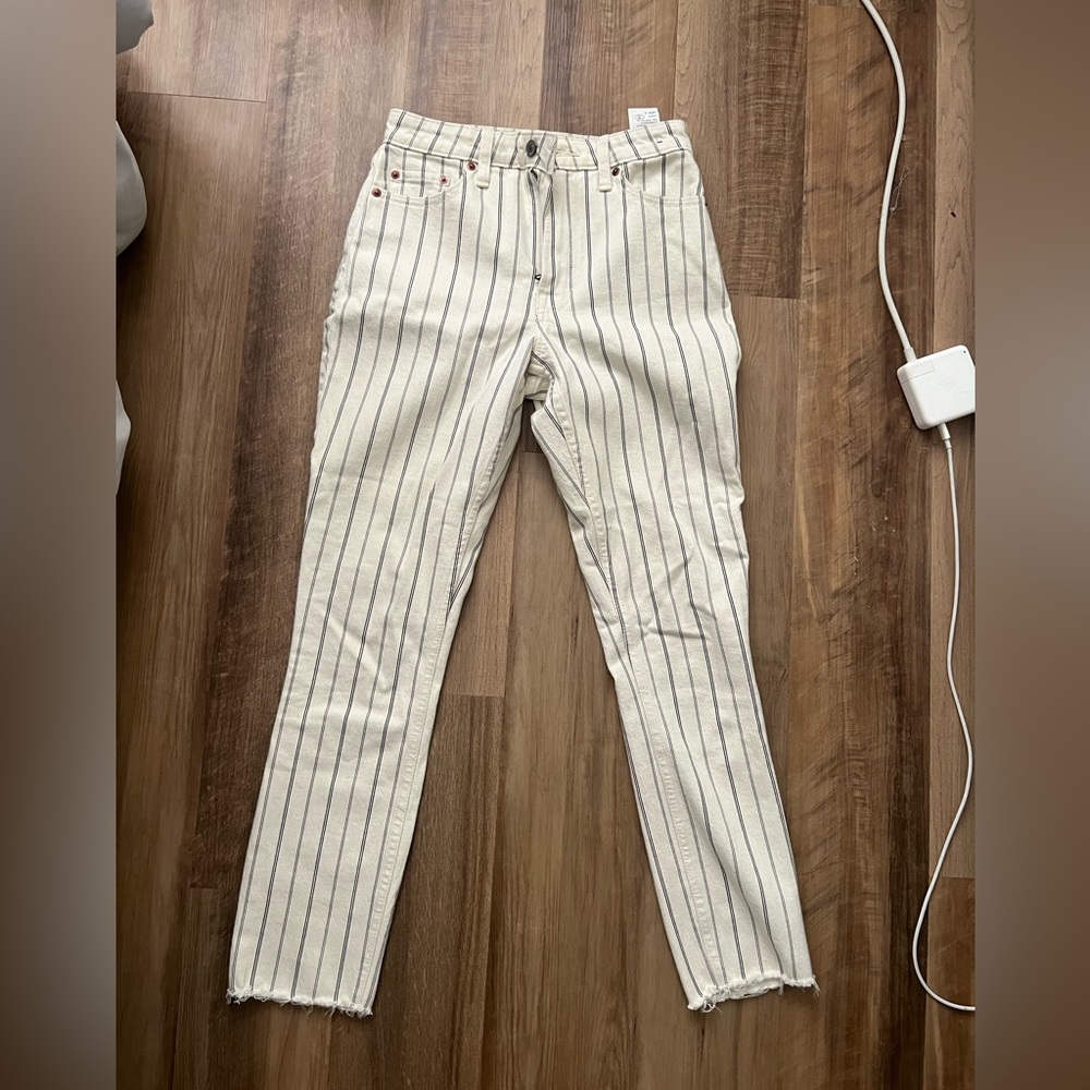 Abercrombie and fitch jeans- simone high rise slim size 25R